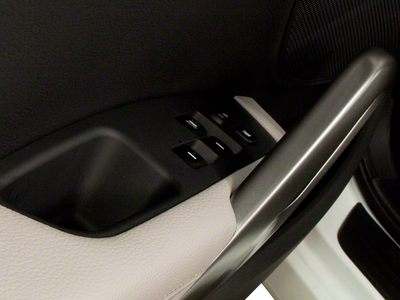 2012 Hyundai Veloster Base w/Black