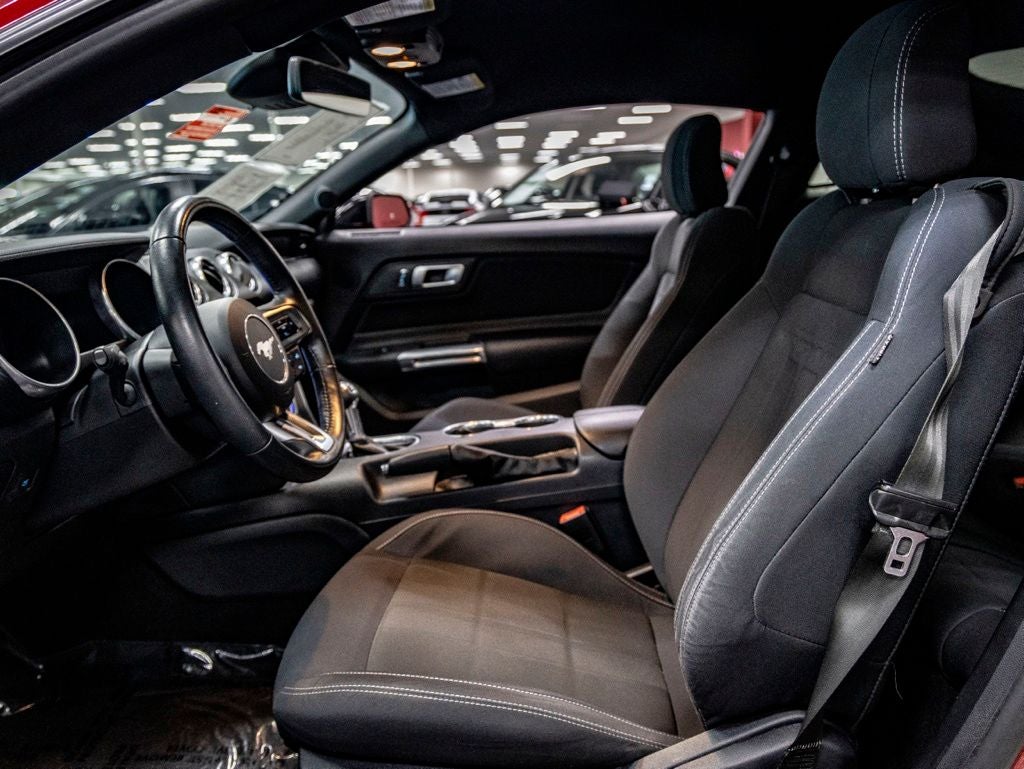 2022 Ford Mustang EcoBoost
