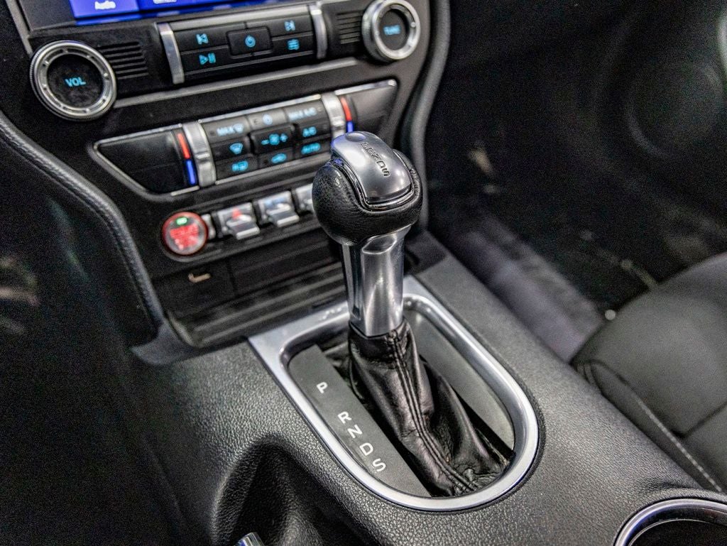 2022 Ford Mustang EcoBoost
