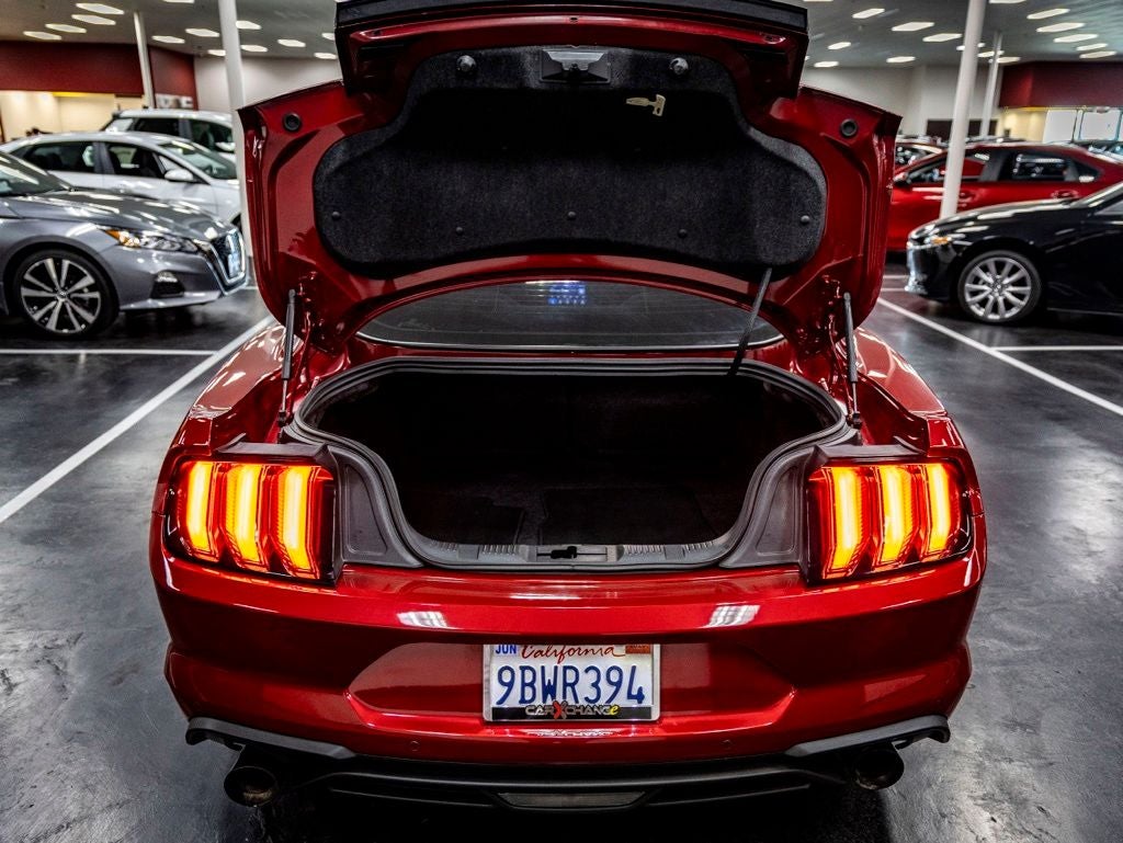 2022 Ford Mustang EcoBoost