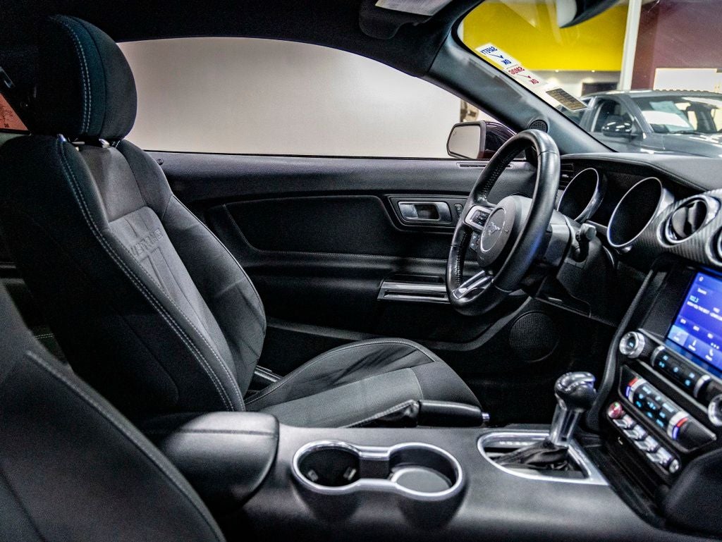 2022 Ford Mustang EcoBoost