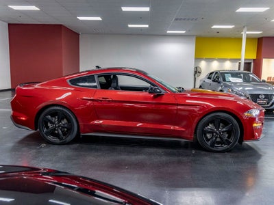 2022 Ford Mustang EcoBoost