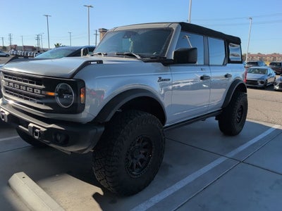 2023 Ford Bronco Base