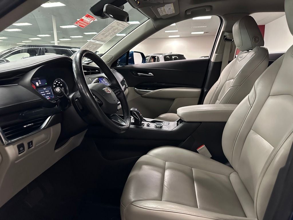 2019 Cadillac XT4 Premium Luxury