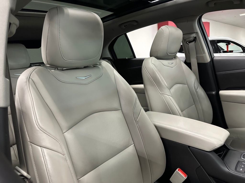 2019 Cadillac XT4 Premium Luxury