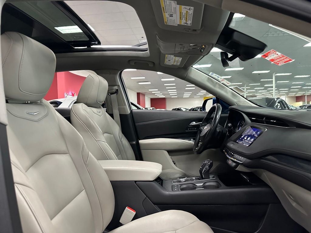 2019 Cadillac XT4 Premium Luxury