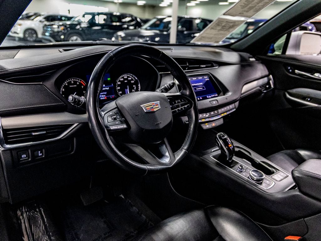 2020 Cadillac XT4 Premium Luxury