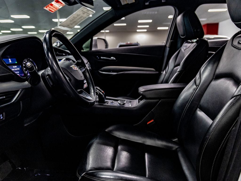 2020 Cadillac XT4 Premium Luxury