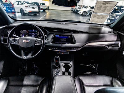 2020 Cadillac XT4 Premium Luxury