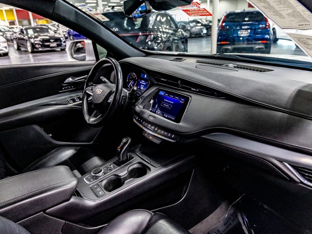 2020 Cadillac XT4 Premium Luxury