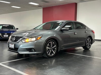 2016 Nissan Altima 2.5 SR