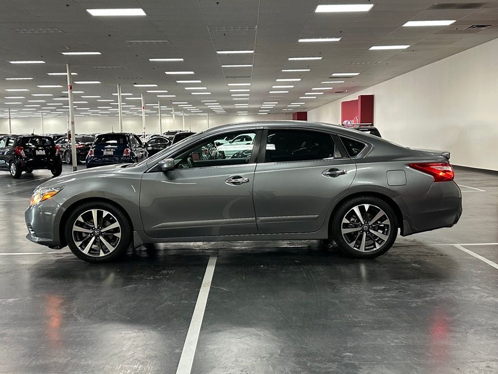 2016 Nissan Altima 2.5 SR