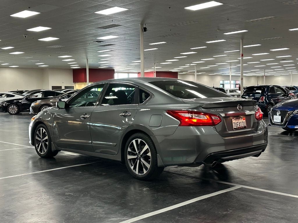 2016 Nissan Altima 2.5 SR