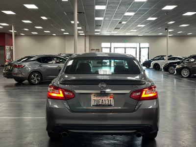 2016 Nissan Altima 2.5 SR