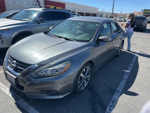 2016 Nissan Altima 2.5 SR