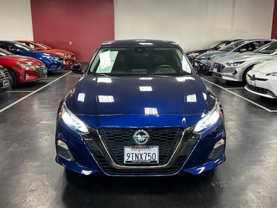 2022 Nissan Altima 2.5 SR