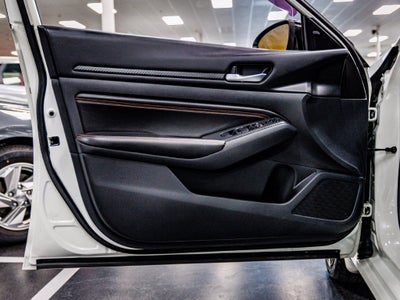 2022 Nissan Altima 2.5 SR
