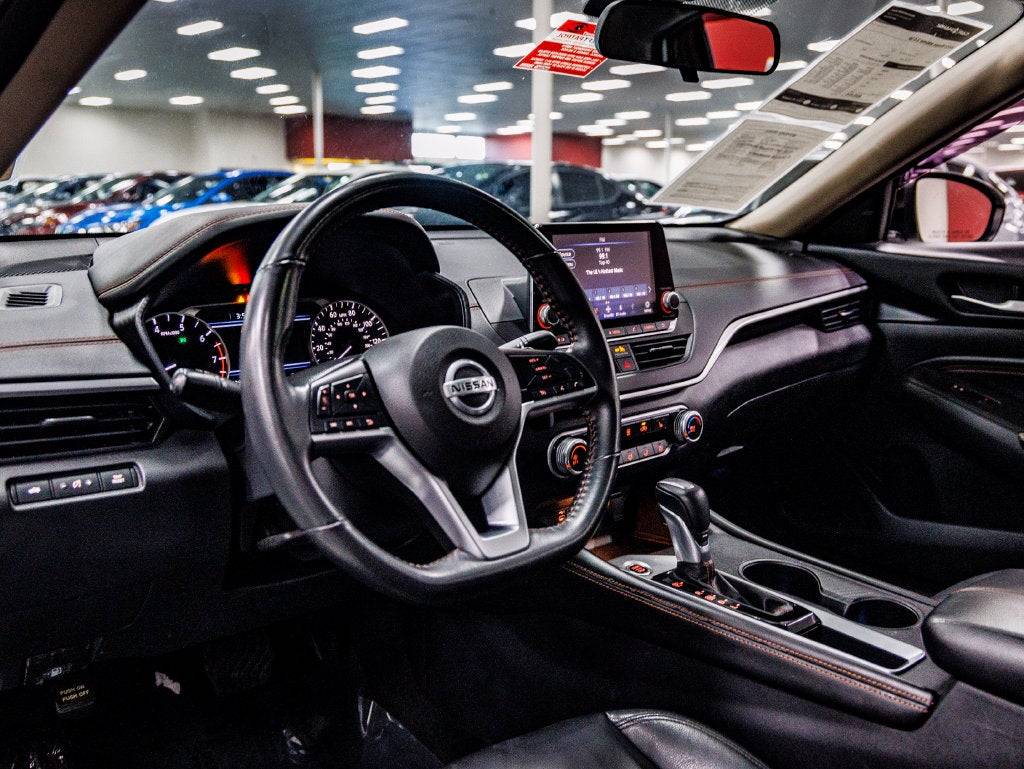 2022 Nissan Altima 2.5 SR