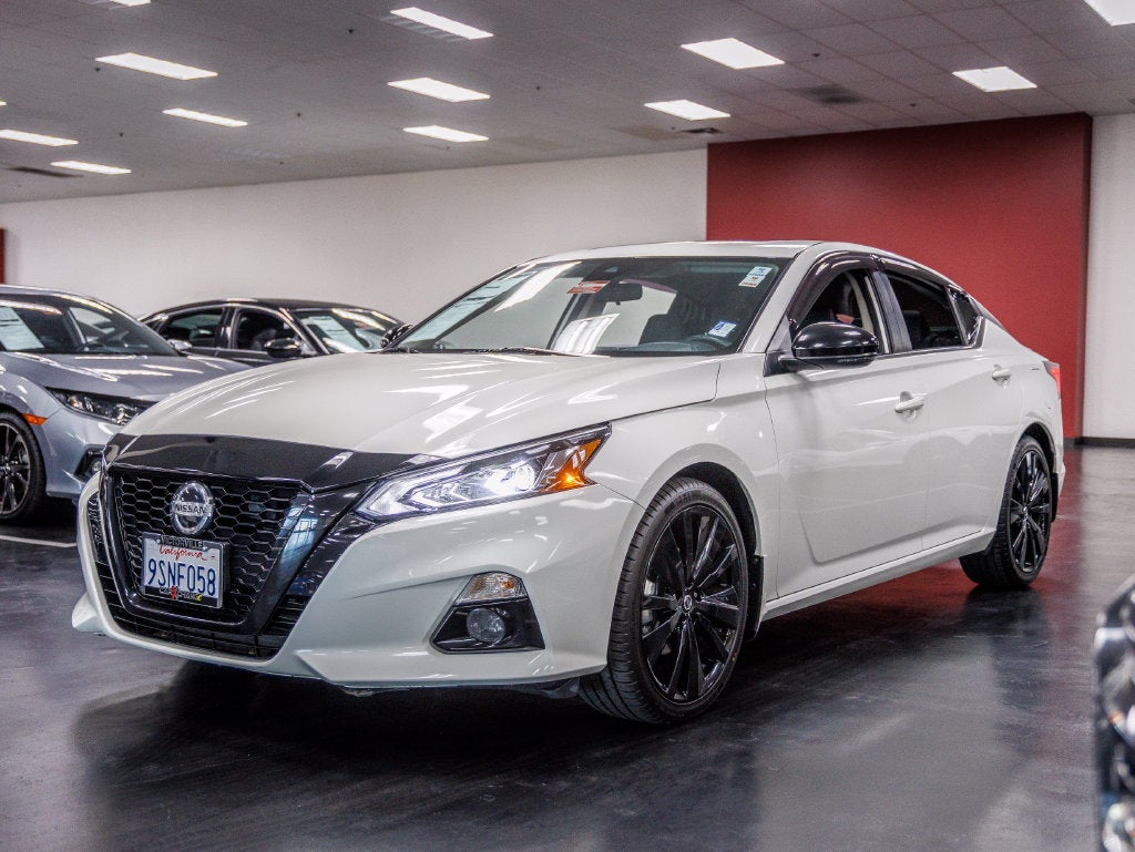 2022 Nissan Altima 2.5 SR