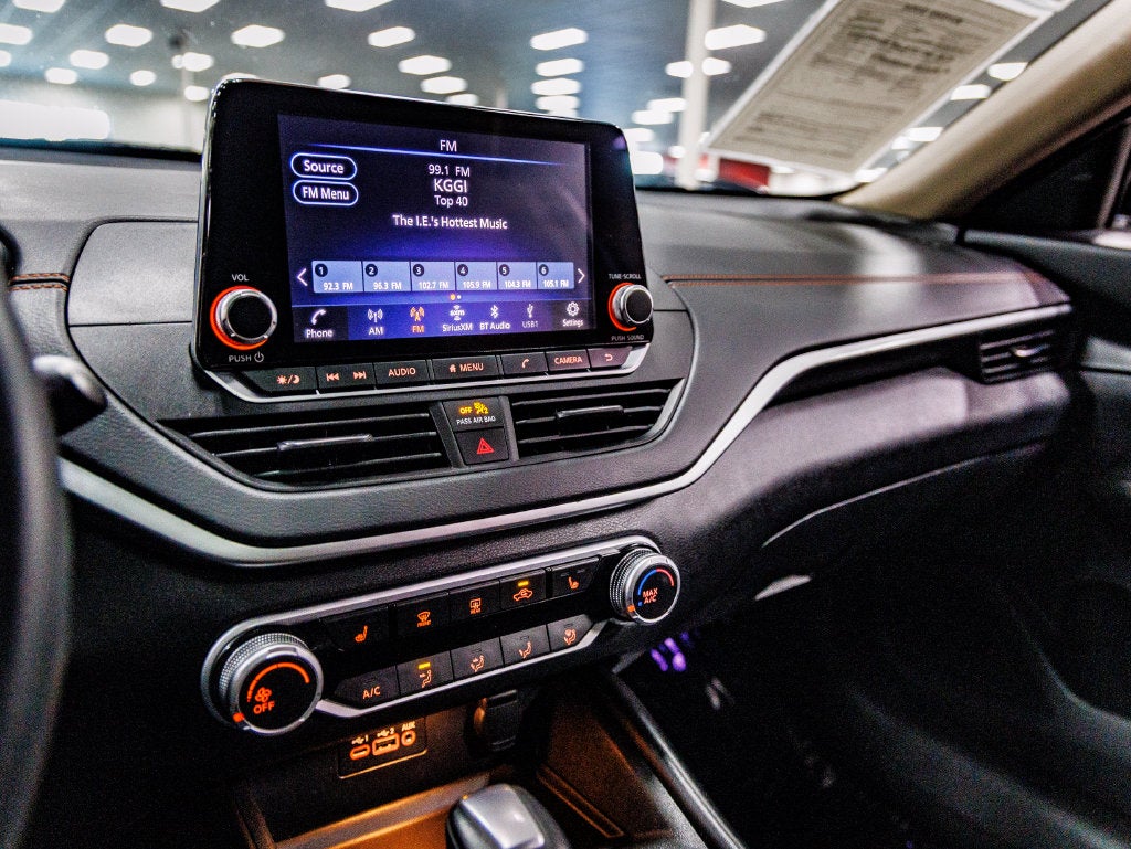 2022 Nissan Altima 2.5 SR