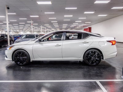 2022 Nissan Altima 2.5 SR