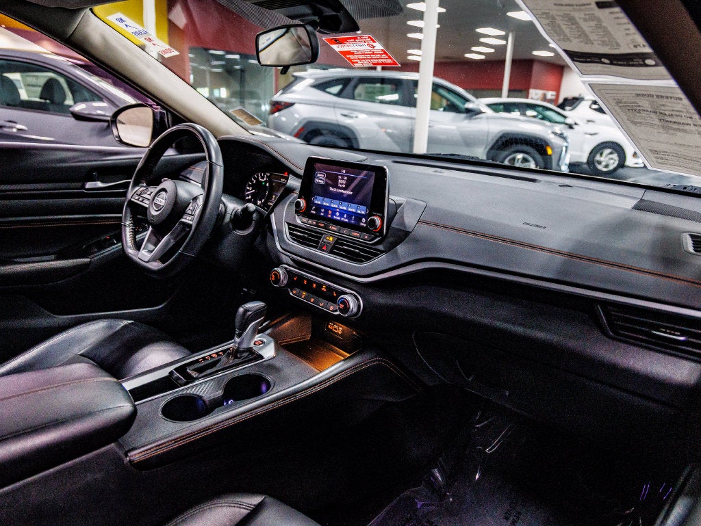 2022 Nissan Altima 2.5 SR