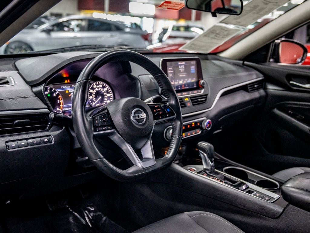 2021 Nissan Altima 2.5 SV