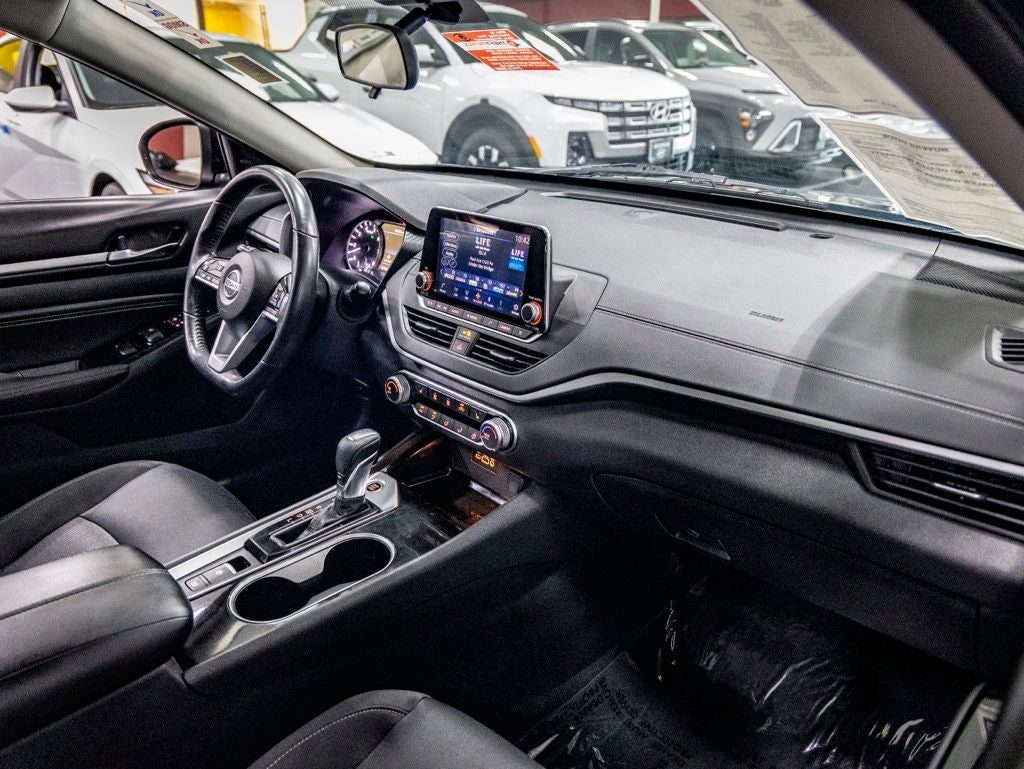 2021 Nissan Altima 2.5 SV