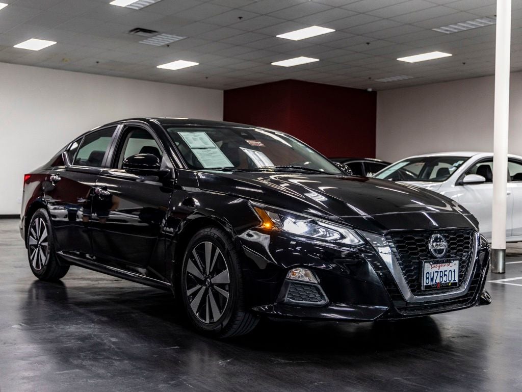 2021 Nissan Altima 2.5 SV