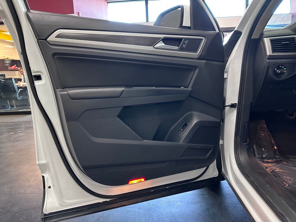 2018 Volkswagen Atlas 3.6L V6 SE w/Technology