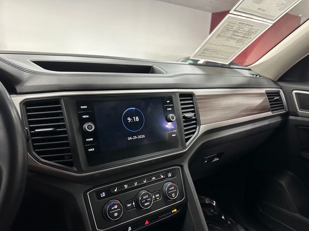 2021 Volkswagen Atlas 3.6L V6 SE w/Technology