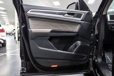 2021 Volkswagen Atlas 3.6L V6 SE w/Technology R-Line