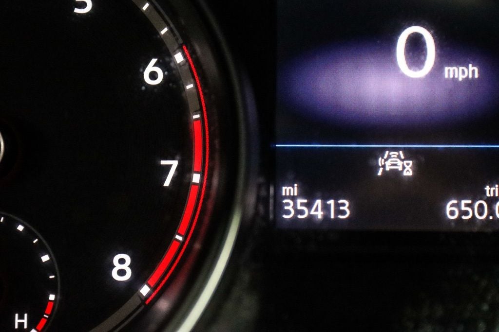 2021 Volkswagen Atlas 3.6L V6 SE w/Technology R-Line