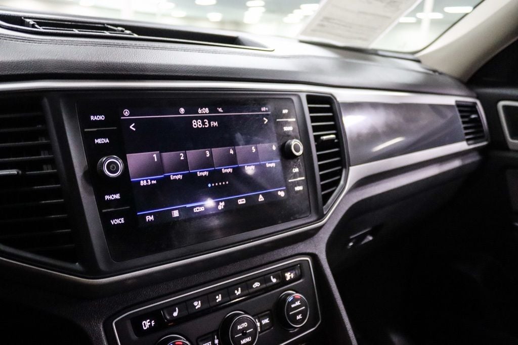 2021 Volkswagen Atlas 3.6L V6 SE w/Technology R-Line