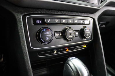 2021 Volkswagen Atlas 3.6L V6 SE w/Technology R-Line