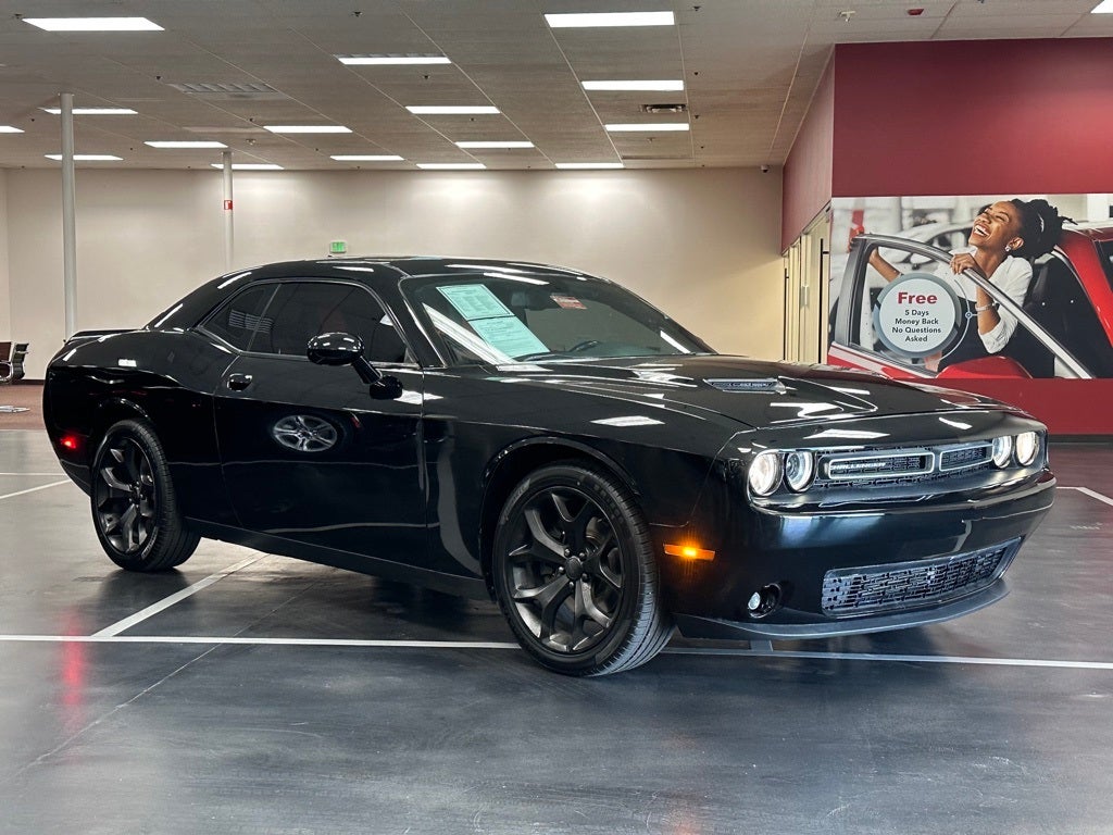 2018 Dodge Challenger SXT