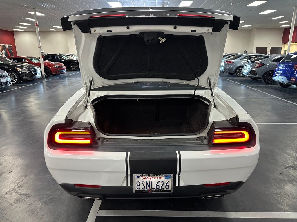 2016 Dodge Challenger SXT