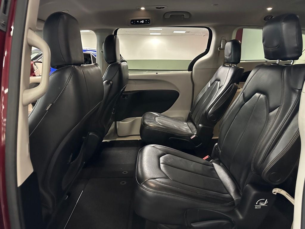 2020 Chrysler Pacifica Touring L