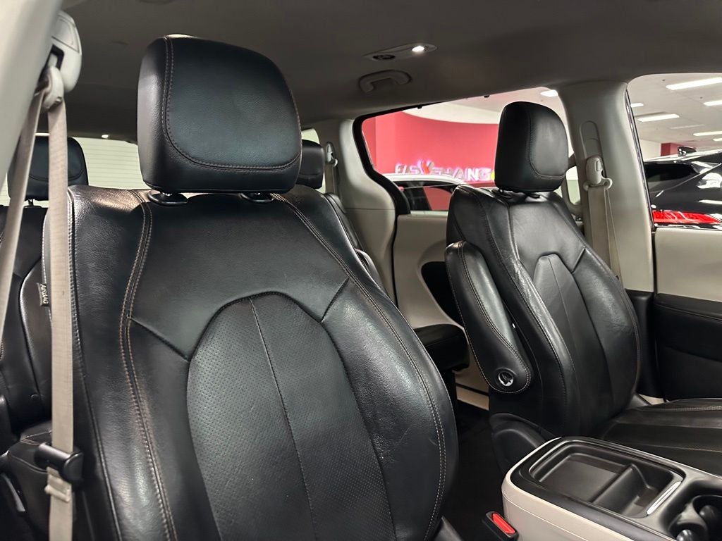 2020 Chrysler Pacifica Touring L