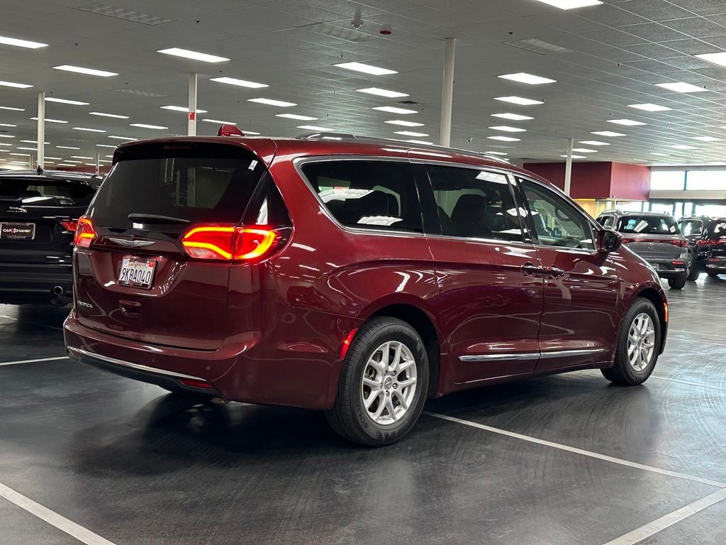 2020 Chrysler Pacifica Touring L