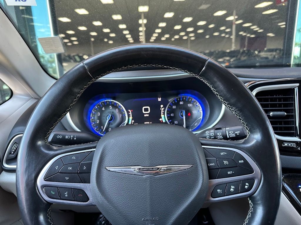 2022 Chrysler Pacifica Touring L
