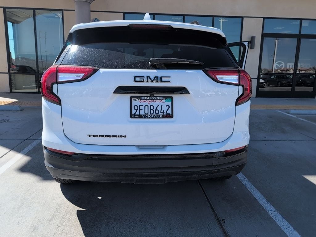 2023 GMC Terrain SLE