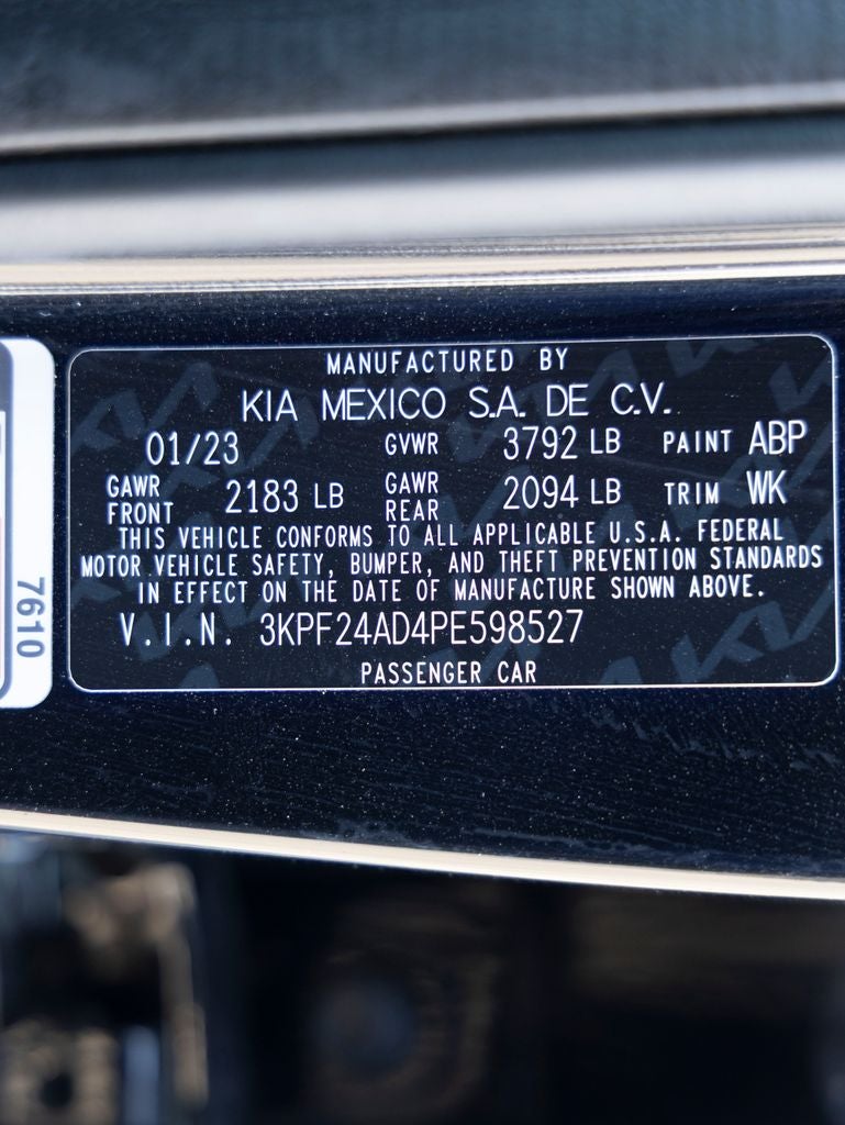 2023 Kia Forte LXS