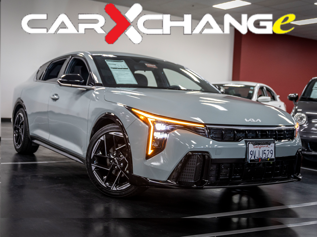 2025 Kia K4 GT-Line