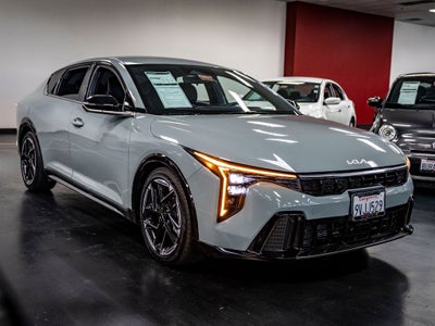 2025 Kia K4 GT-Line