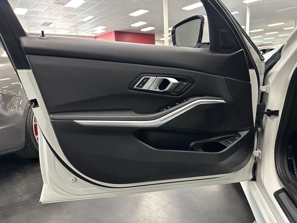 2021 BMW 3 Series 330i