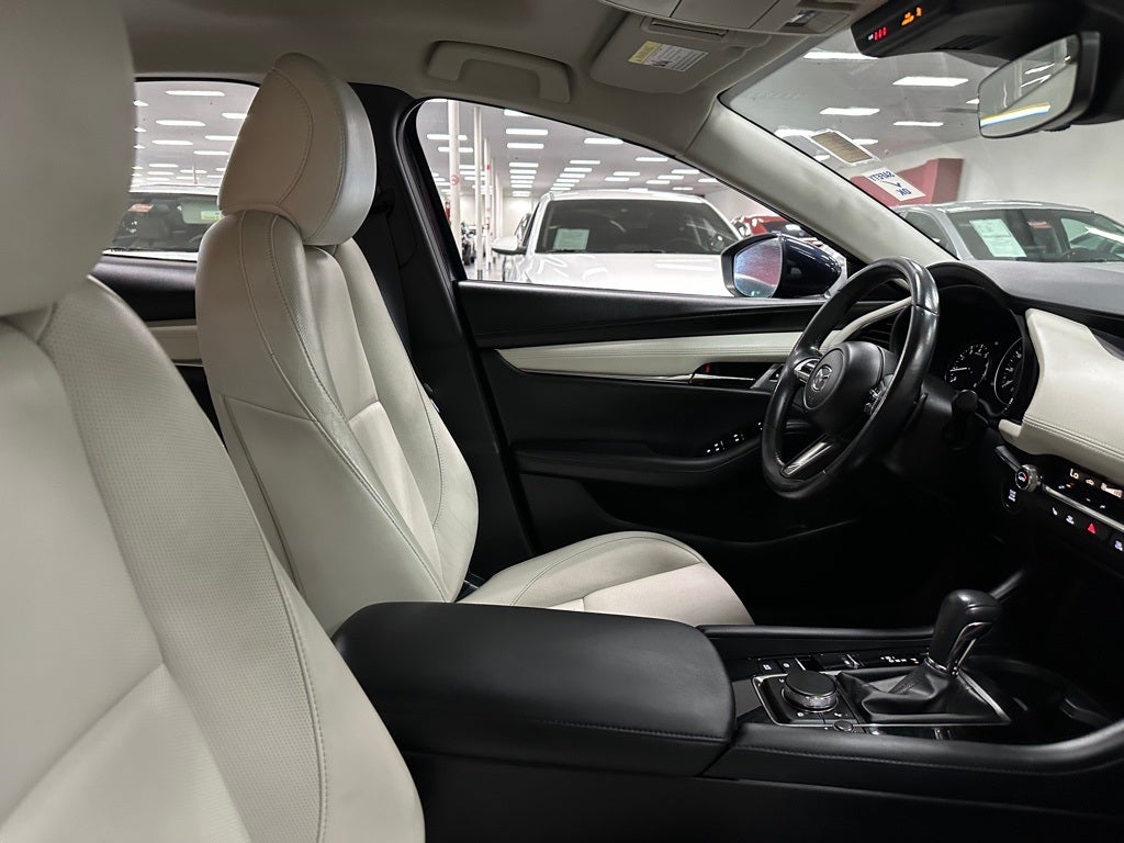 2022 Mazda Mazda3 Premium