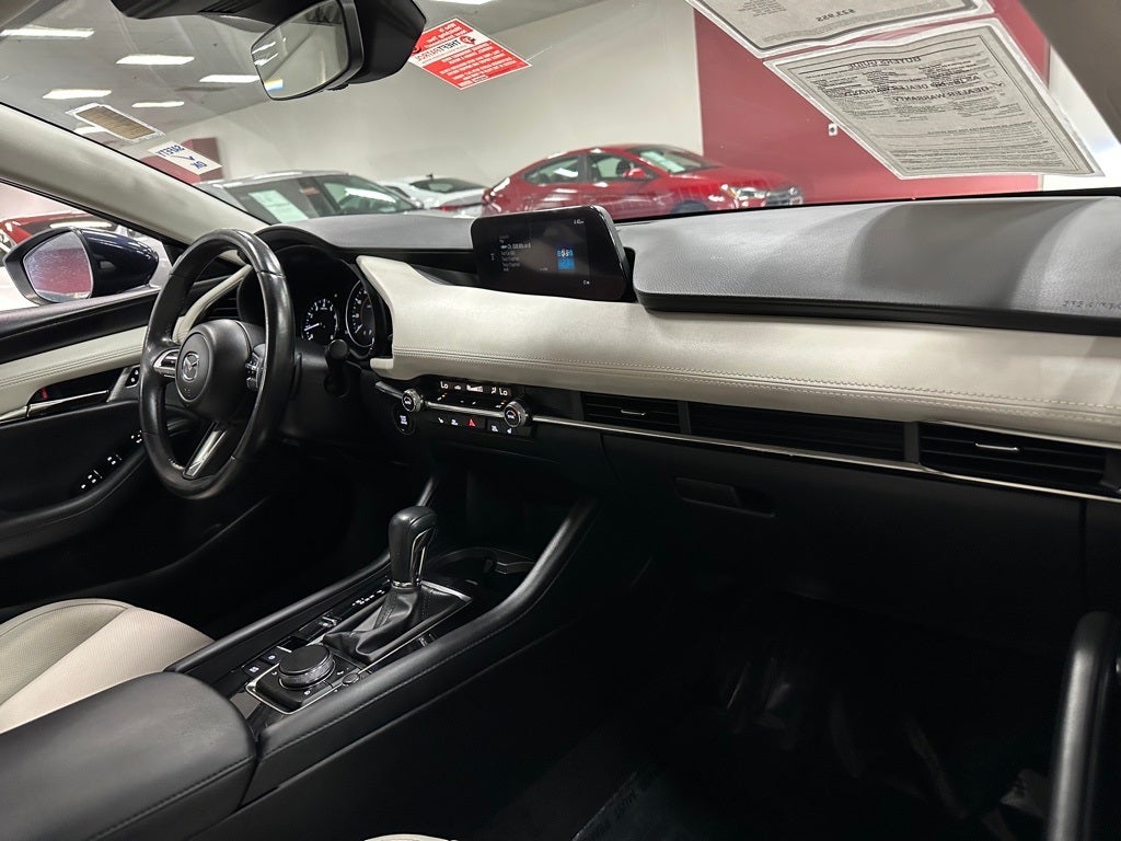 2022 Mazda Mazda3 Premium