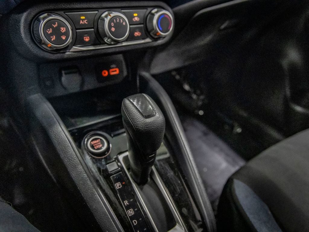 2023 Nissan Versa 1.6 SV