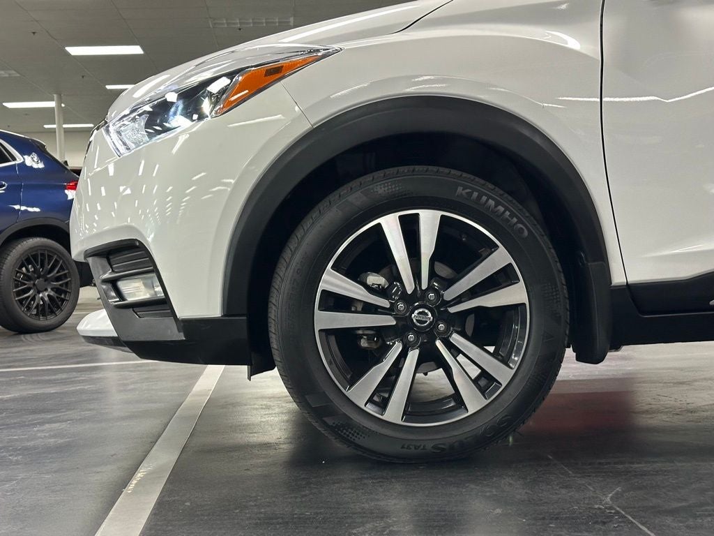 2020 Nissan Kicks SR
